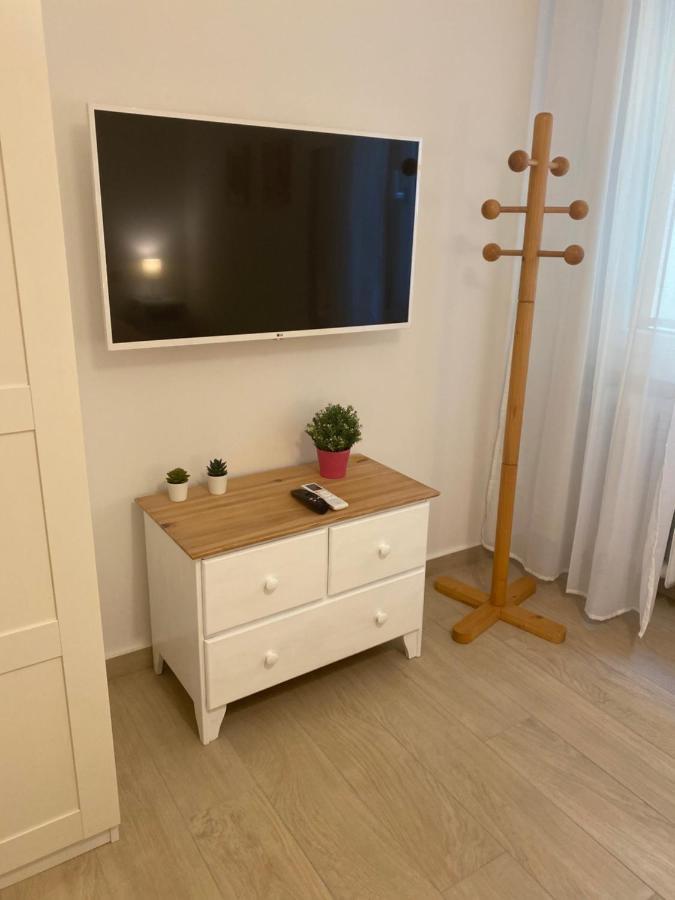 Modern City Apartment Modena Exterior foto